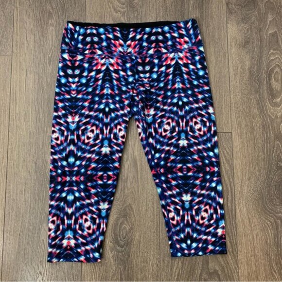 Tuff Athletics Women’s Capri Cropped Legging Purple Activewear gym Size Small - Picture 4 of 9